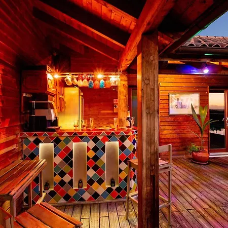 太阳小屋裸体主义者住宿加早餐旅馆 - 仅限成人入住 Monte da Charneca