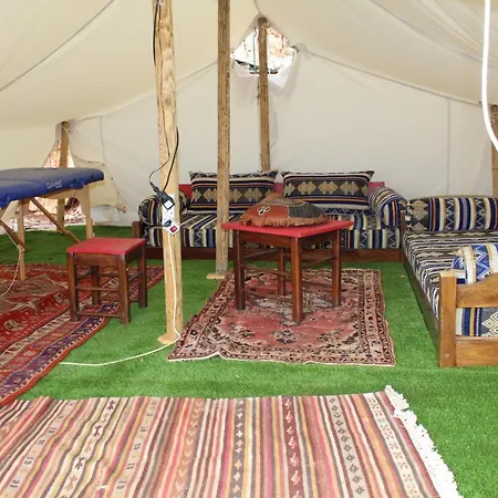 太阳小屋裸体主义者住宿加早餐旅馆 - 仅限成人入住 住宿加早餐酒店 4*