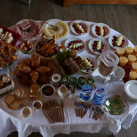 太阳小屋裸体主义者住宿加早餐旅馆 - 仅限成人入住