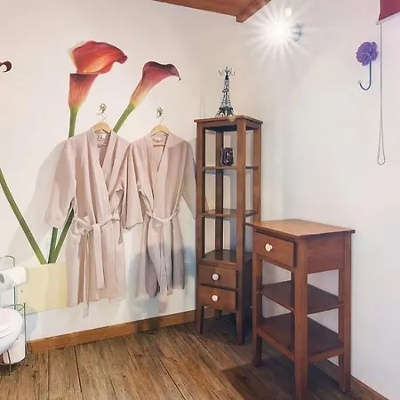 D'hotes Naturistes (adults Only) 4*